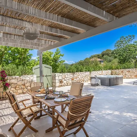 Casa Mia *